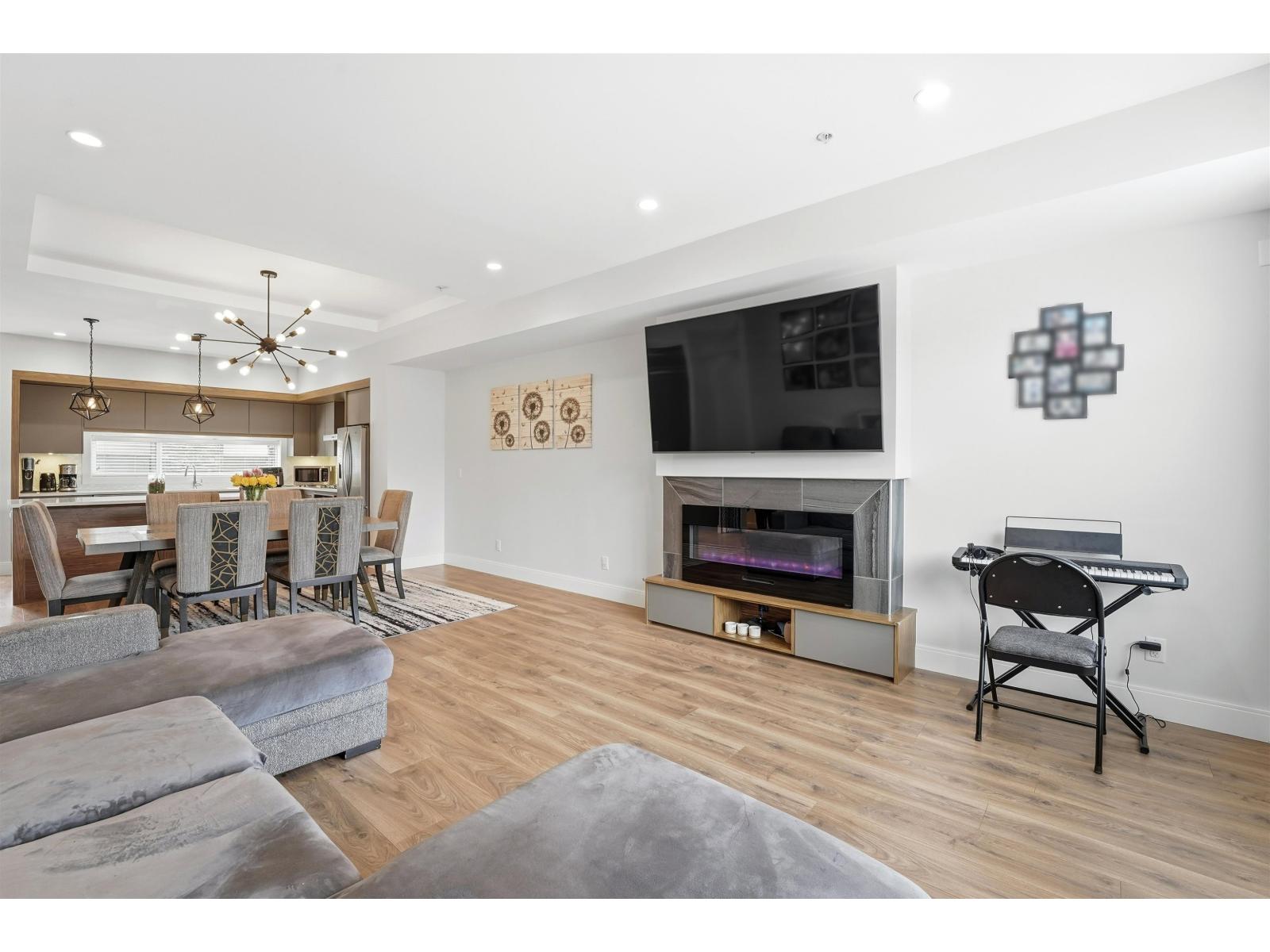 38 33209 Cherry Avenue, Mission, British Columbia  V2V 0G8 - Photo 10 - R3085235