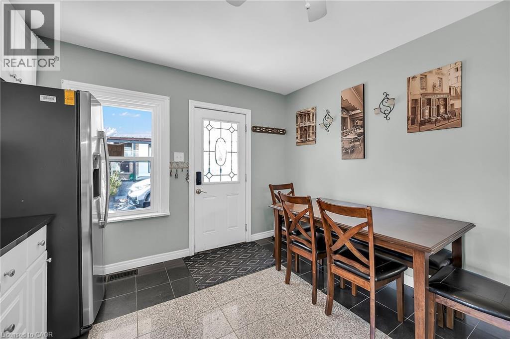 46 Walnut Street, Brantford, Ontario  L3T 1H2 - Photo 14 - 40807336