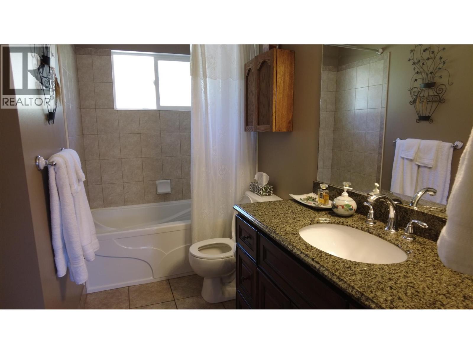 7389 Valley Heights Drive, Grand Forks, British Columbia  V0H 1H0 - Photo 22 - 10376190