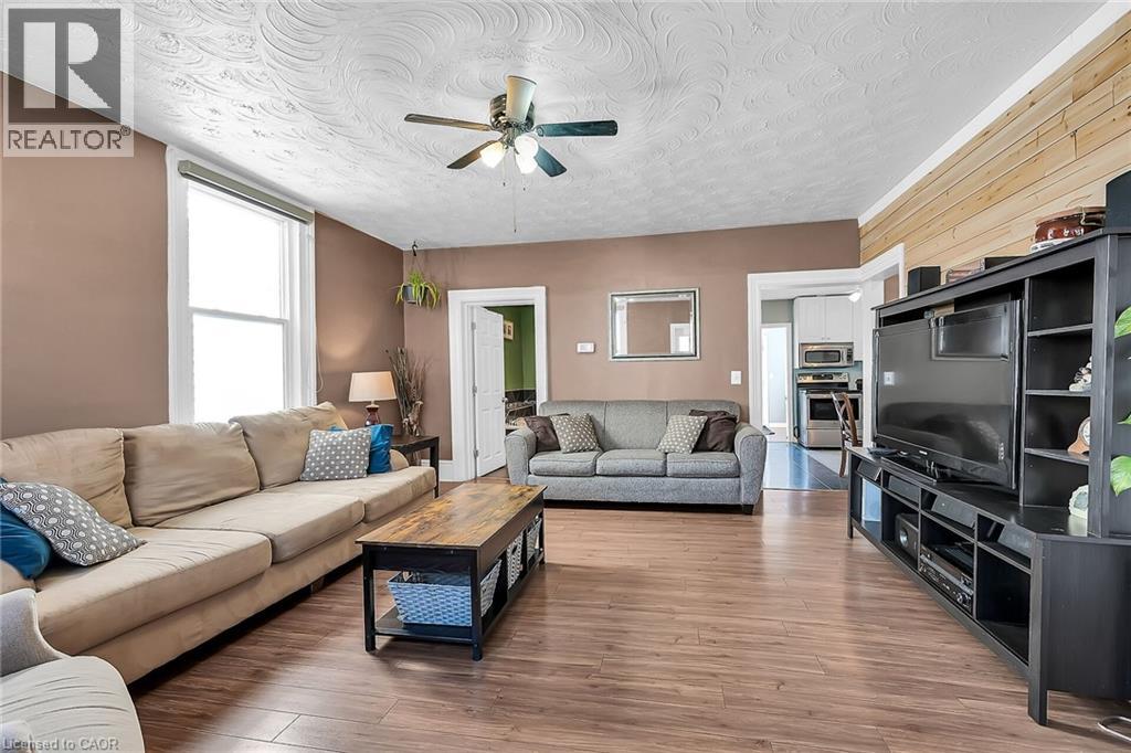 46 Walnut Street, Brantford, Ontario  L3T 1H2 - Photo 8 - 40807336