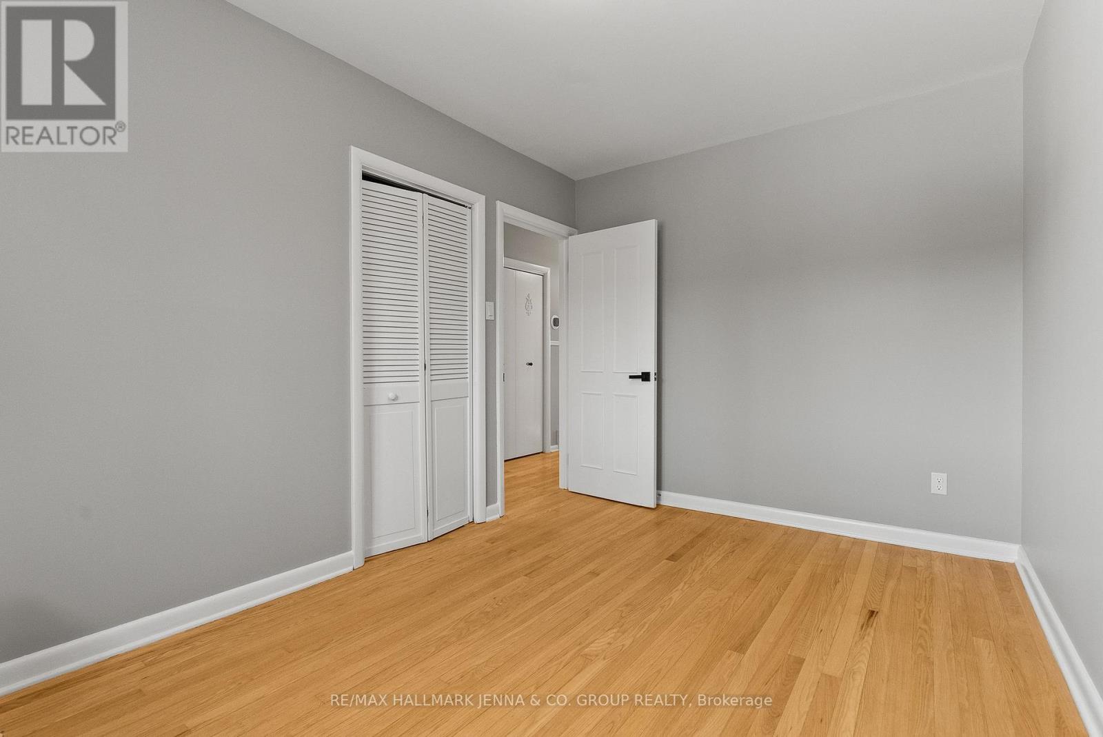 866 Claude Street, Ottawa, Ontario  K1K 2S6 - Photo 18 - X12815792