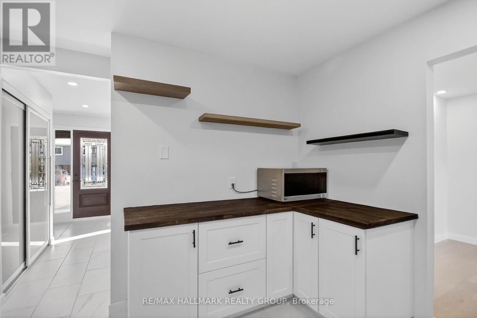 15 Scharf Lane, Ottawa, Ontario  K2L 2K3 - Photo 17 - X12815820