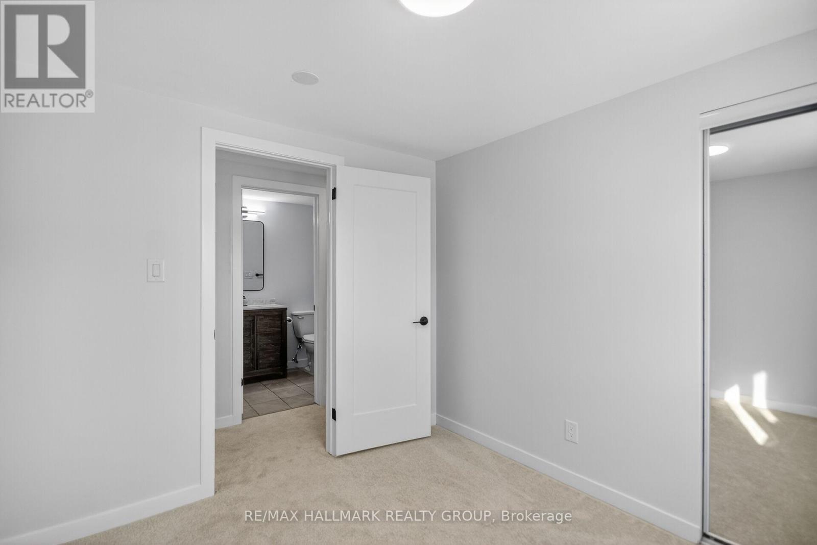 15 Scharf Lane, Ottawa, Ontario  K2L 2K3 - Photo 32 - X12815820