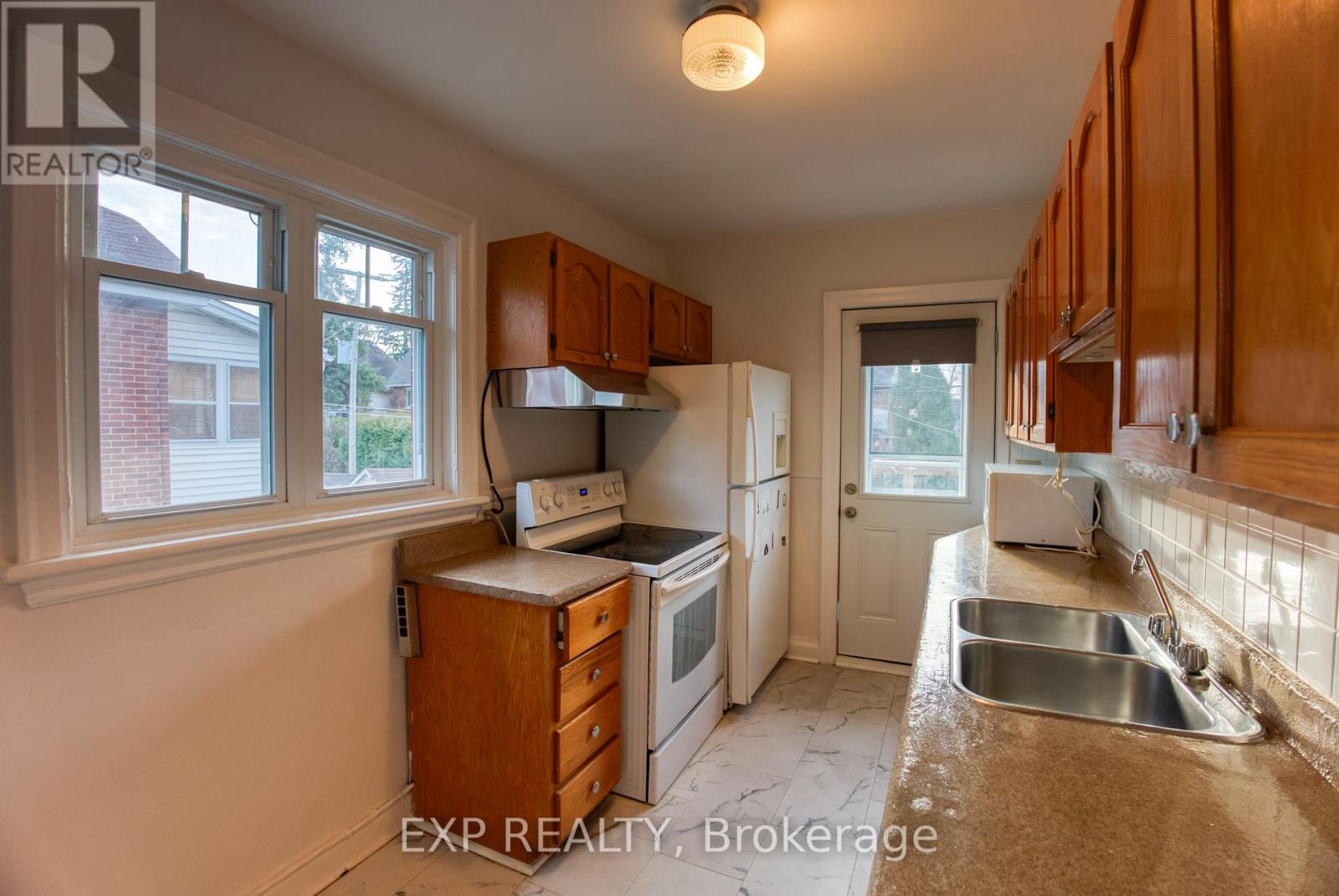 448 Holland Avenue, Ottawa, Ontario  K1Y 0Z5 - Photo 25 - X12815830