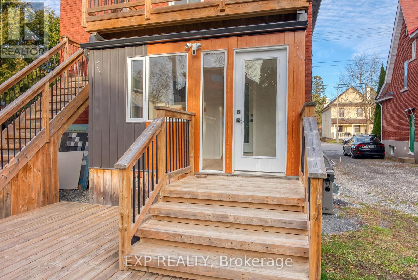 448 Holland Avenue, Ottawa, Ontario  K1Y 0Z5 - Photo 9 - X12815830