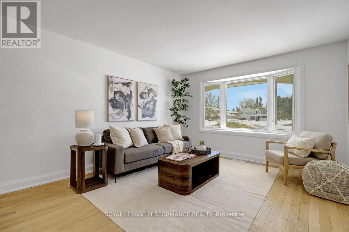 85 Craig Henry Drive, Ottawa, Ontario  K2G 3S8 - Photo 4 - X12815874