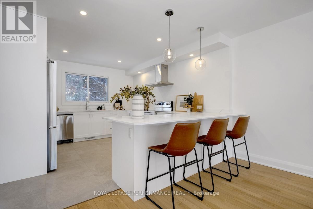 85 Craig Henry Drive, Ottawa, Ontario  K2G 3S8 - Photo 8 - X12815874