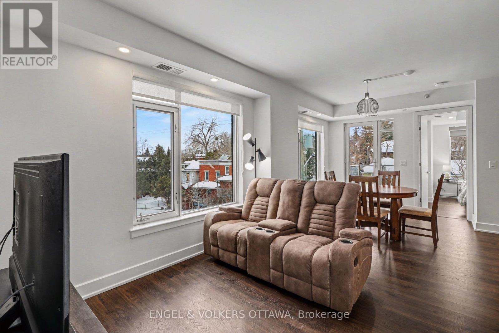 318 - 7 Marquette Avenue, Ottawa, Ontario  K1L 8A7 - Photo 10 - X12815886