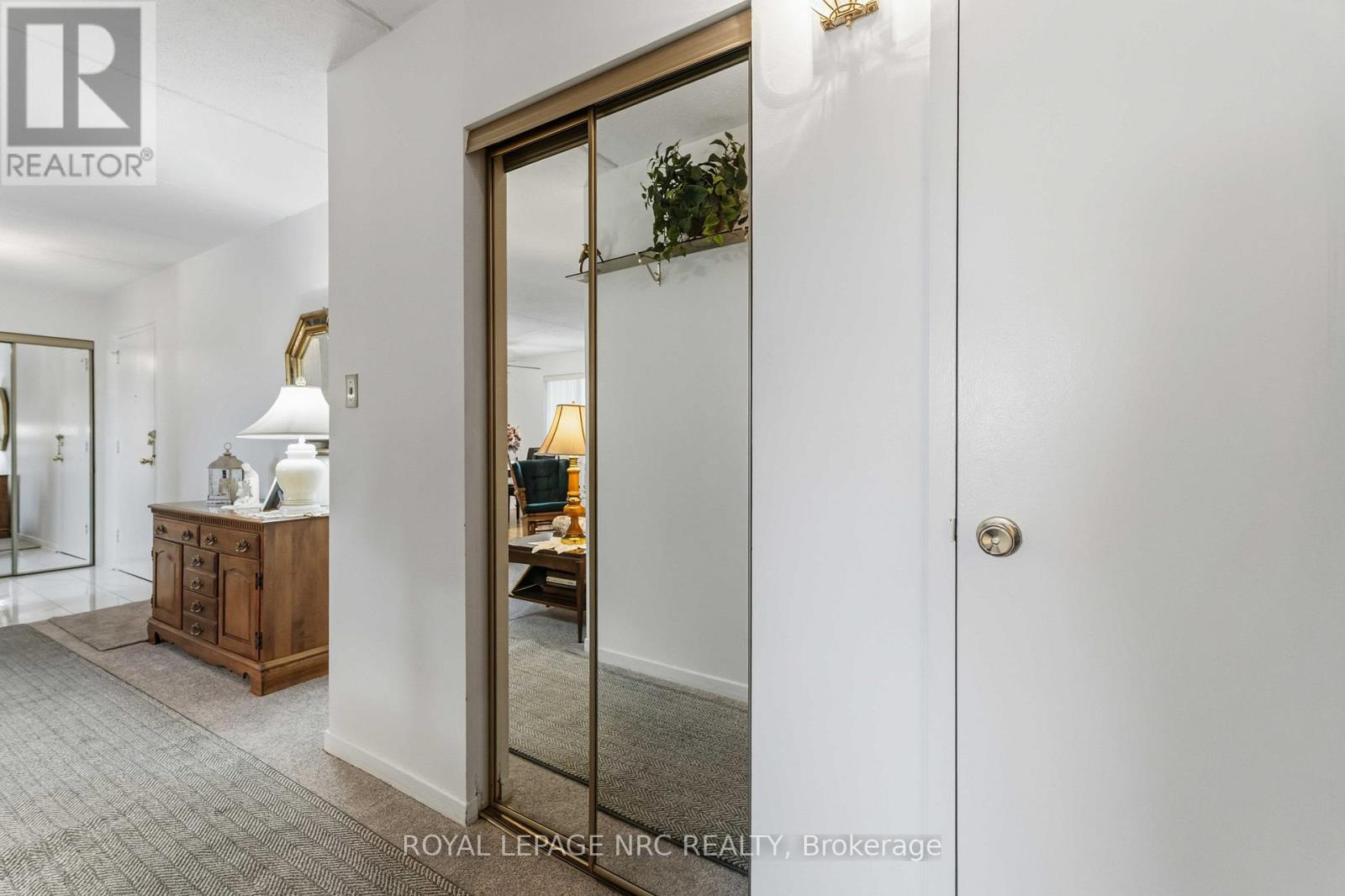 418 - 198 Scott Street, St. Catharines, Ontario  L2N 5T3 - Photo 3 - X12815770