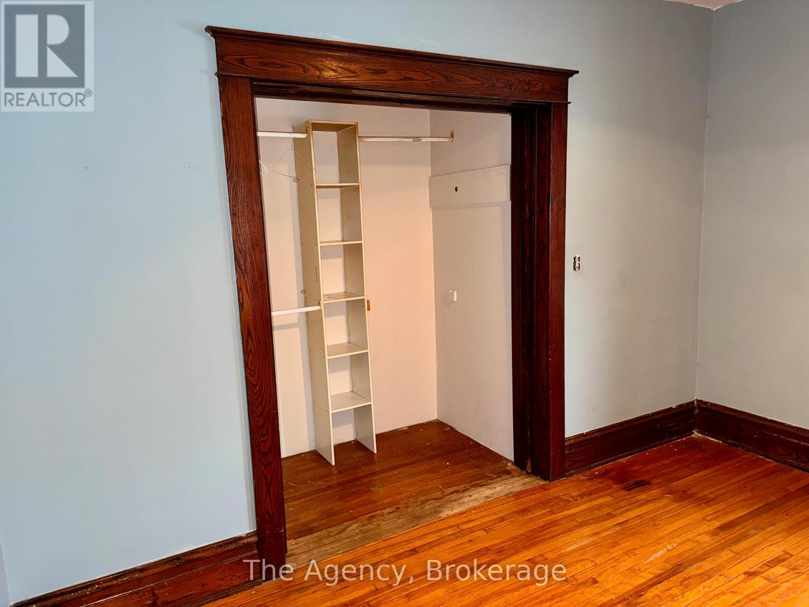 28 Grove Street, Welland, Ontario  L3B 4B4 - Photo 13 - X12815898