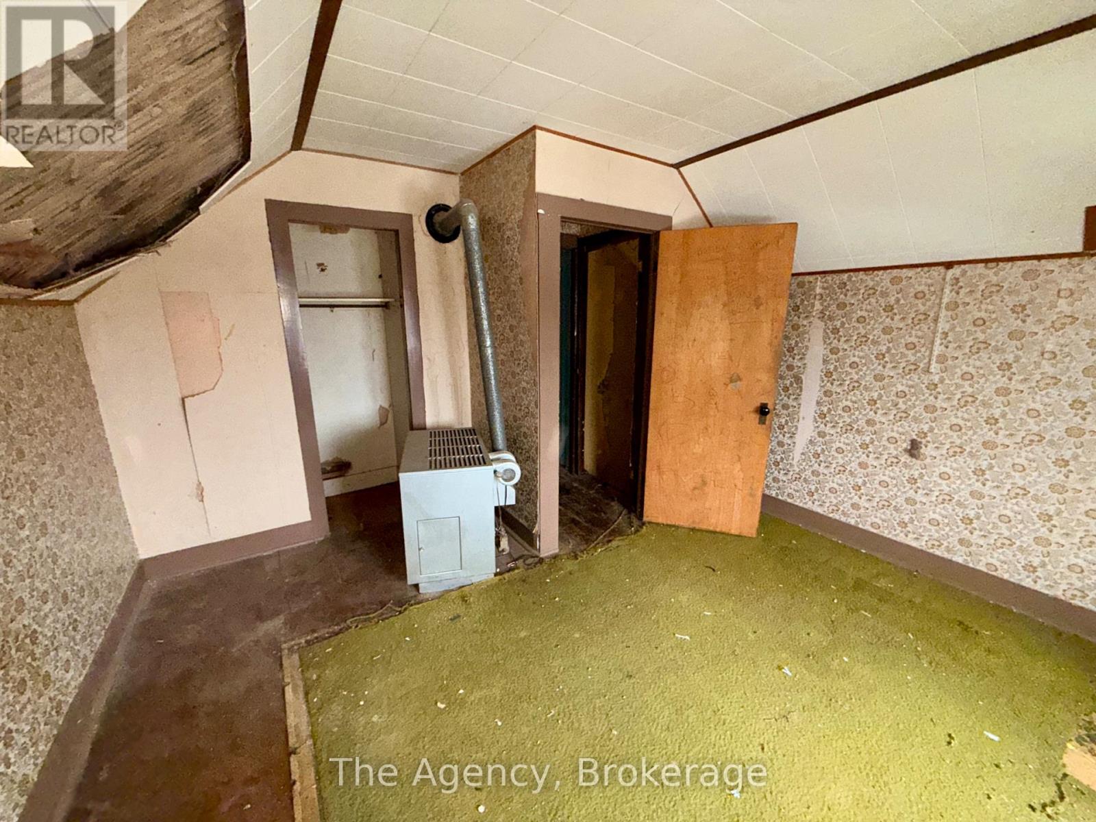 28 Grove Street, Welland, Ontario  L3B 4B4 - Photo 31 - X12815898