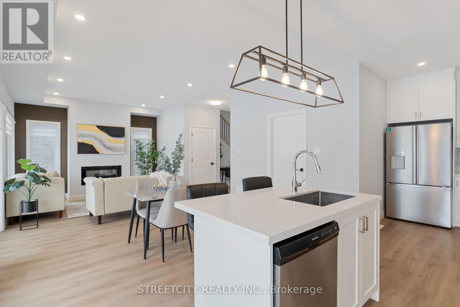 75 Greene Street, South Huron, Ontario  N0M 1S3 - Photo 11 - X12815270