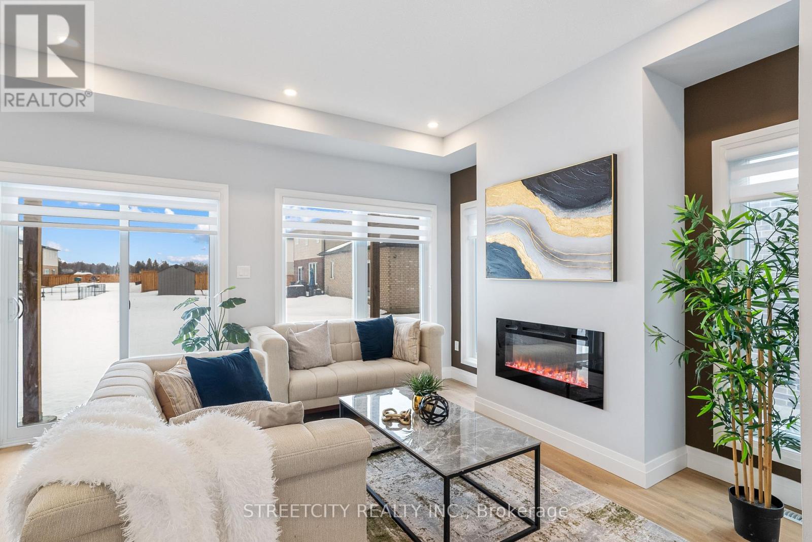 75 Greene Street, South Huron, Ontario  N0M 1S3 - Photo 4 - X12815270