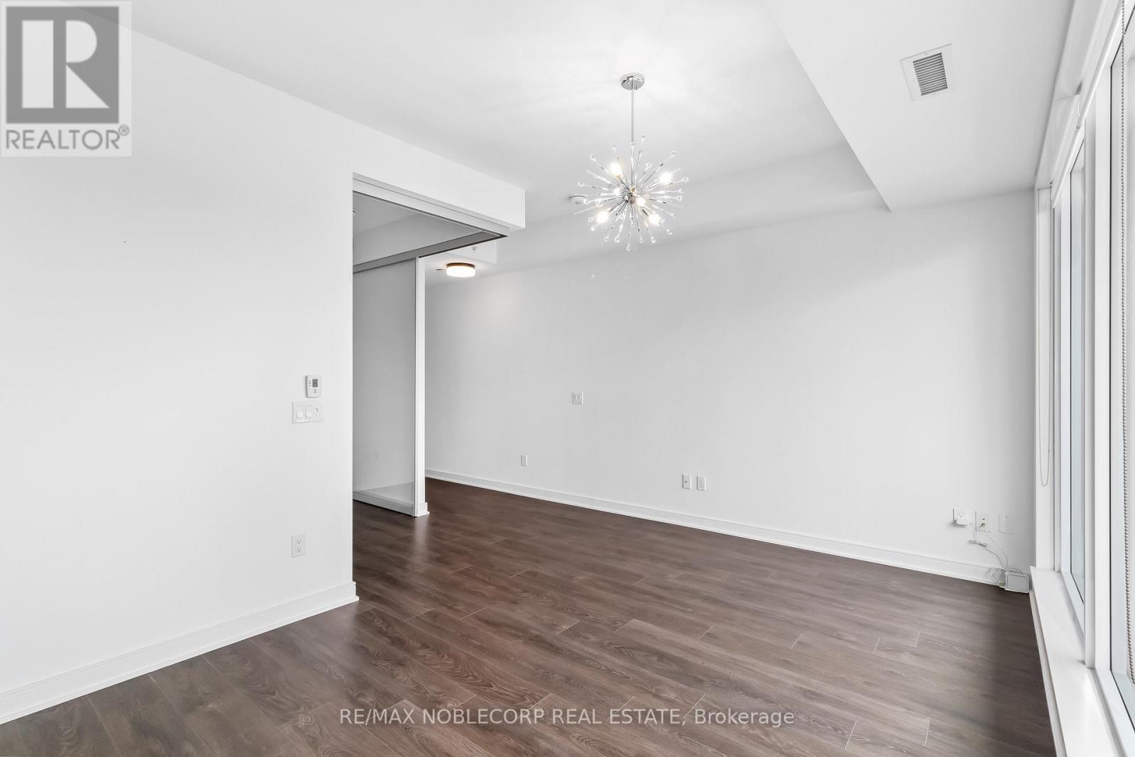 919 - 60 Tannery Road, Toronto, Ontario  M5A 0S8 - Photo 12 - C12815780