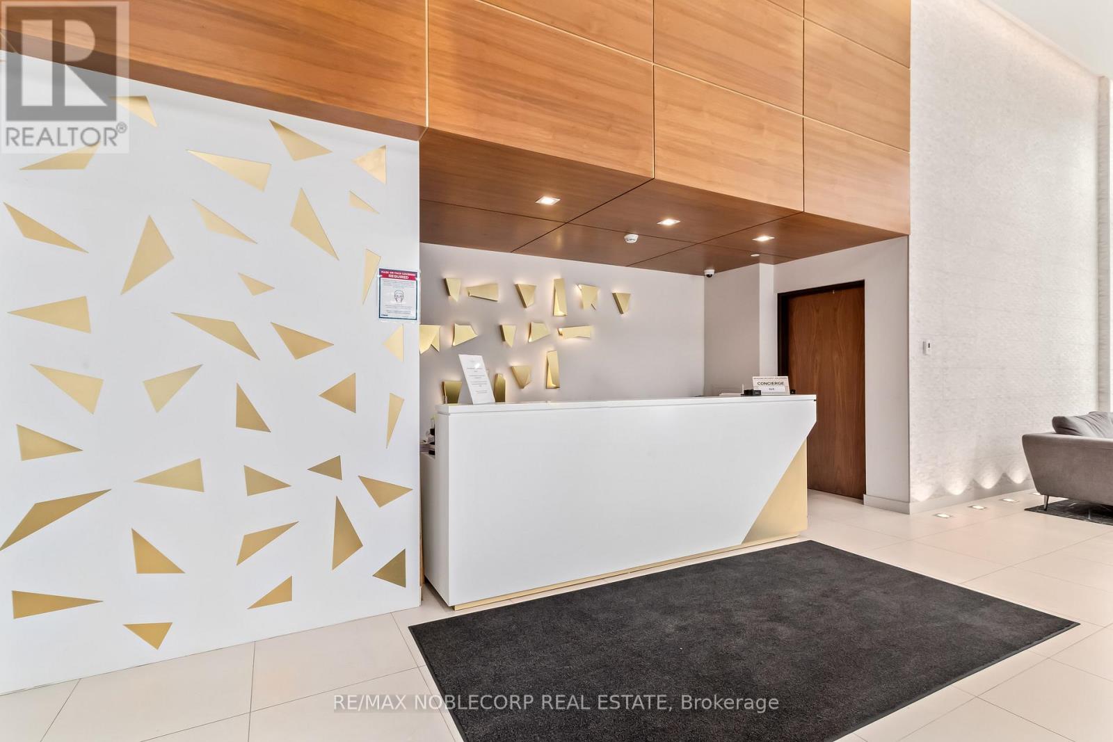 919 - 60 Tannery Road, Toronto, Ontario  M5A 0S8 - Photo 23 - C12815780