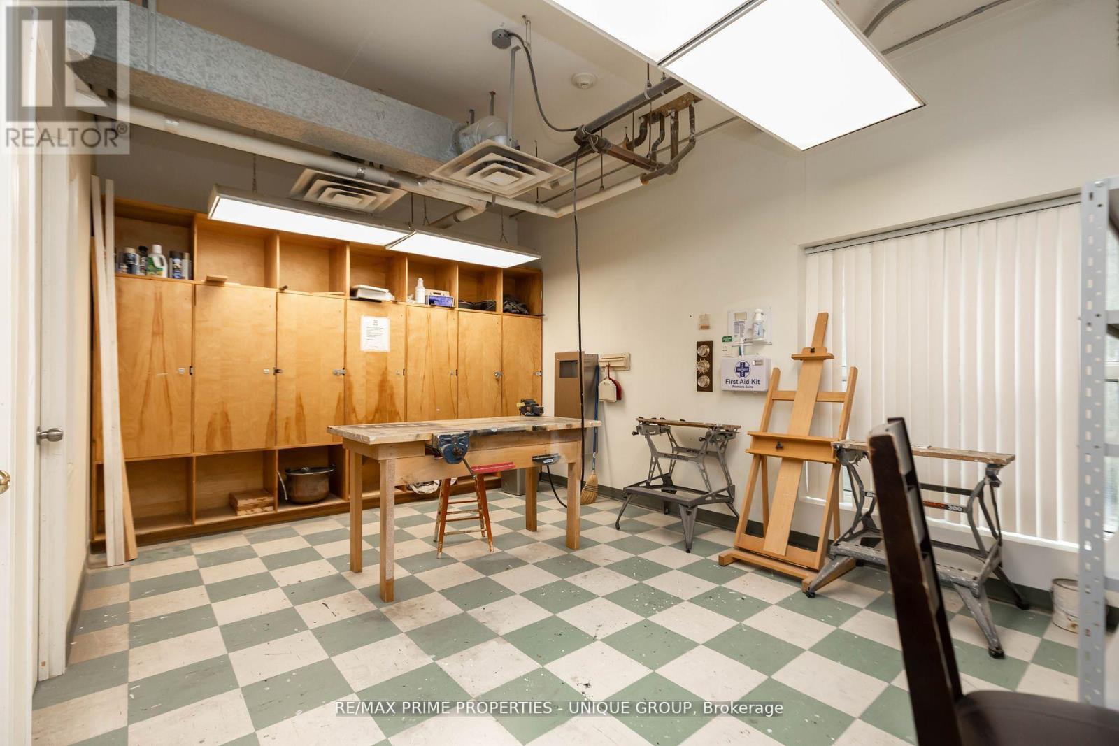 808 - 18 Concorde Place, Toronto, Ontario  M3C 3T9 - Photo 35 - C12815828