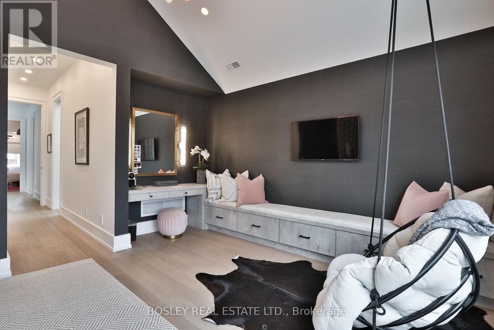 553 Davisville Avenue, Toronto, Ontario  M4S 1J2 - Photo 27 - C12815844