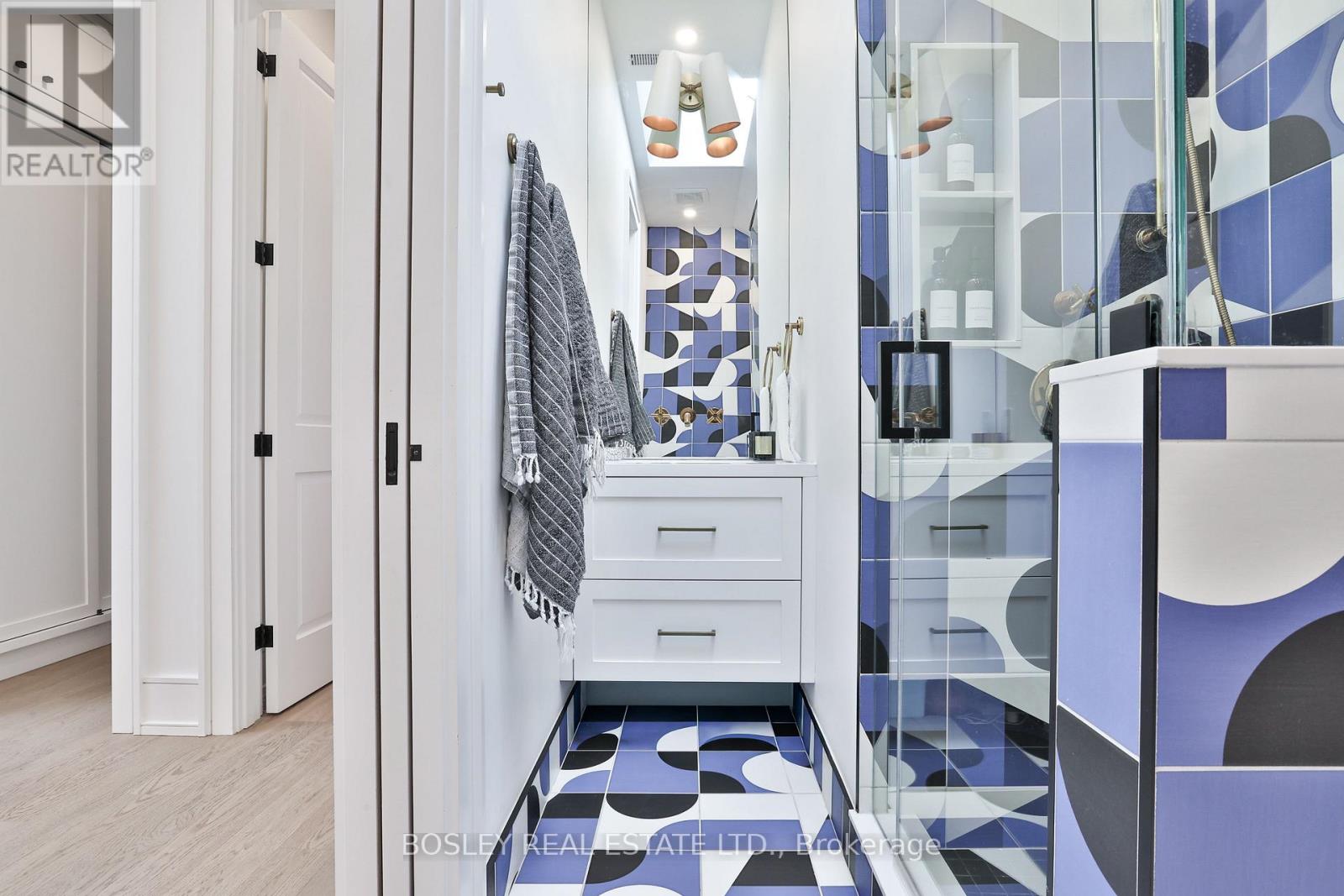 553 Davisville Avenue, Toronto, Ontario  M4S 1J2 - Photo 35 - C12815844