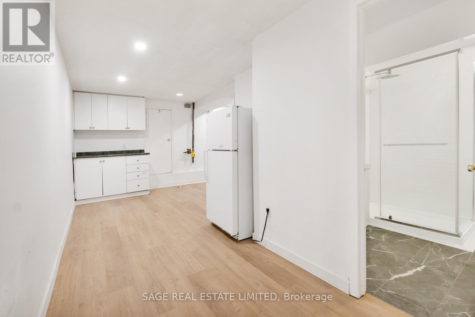 629 Ossington Avenue, Toronto, Ontario  M6G 3T6 - Photo 22 - C12815872