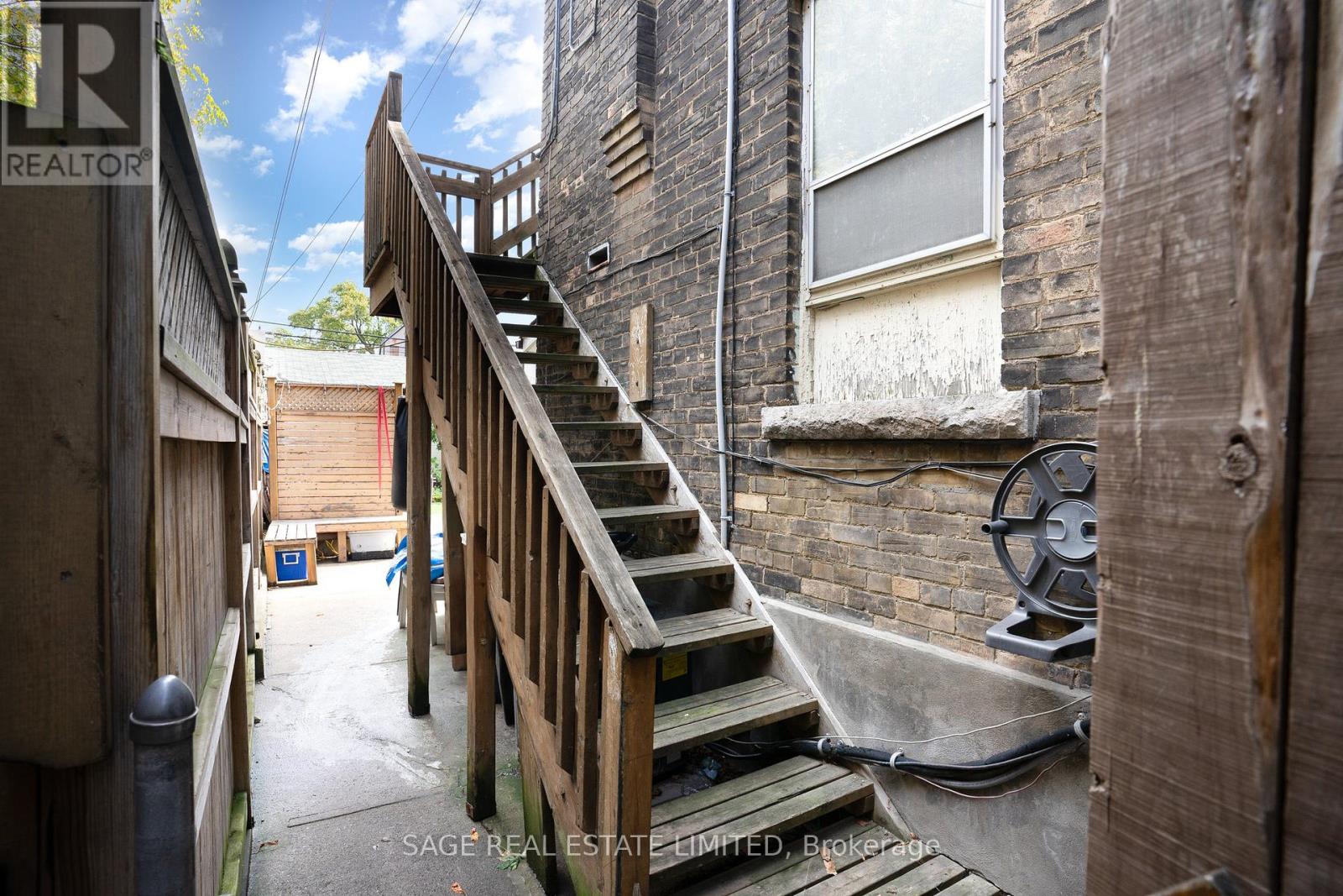 629 Ossington Avenue, Toronto, Ontario  M6G 3T6 - Photo 28 - C12815872