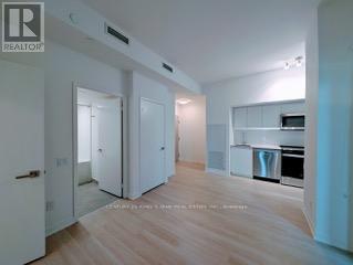 525 - 500 Wilson Avenue, Toronto (Clanton Park), Ontario  M3H 0E5 - Photo 4 - C12815912