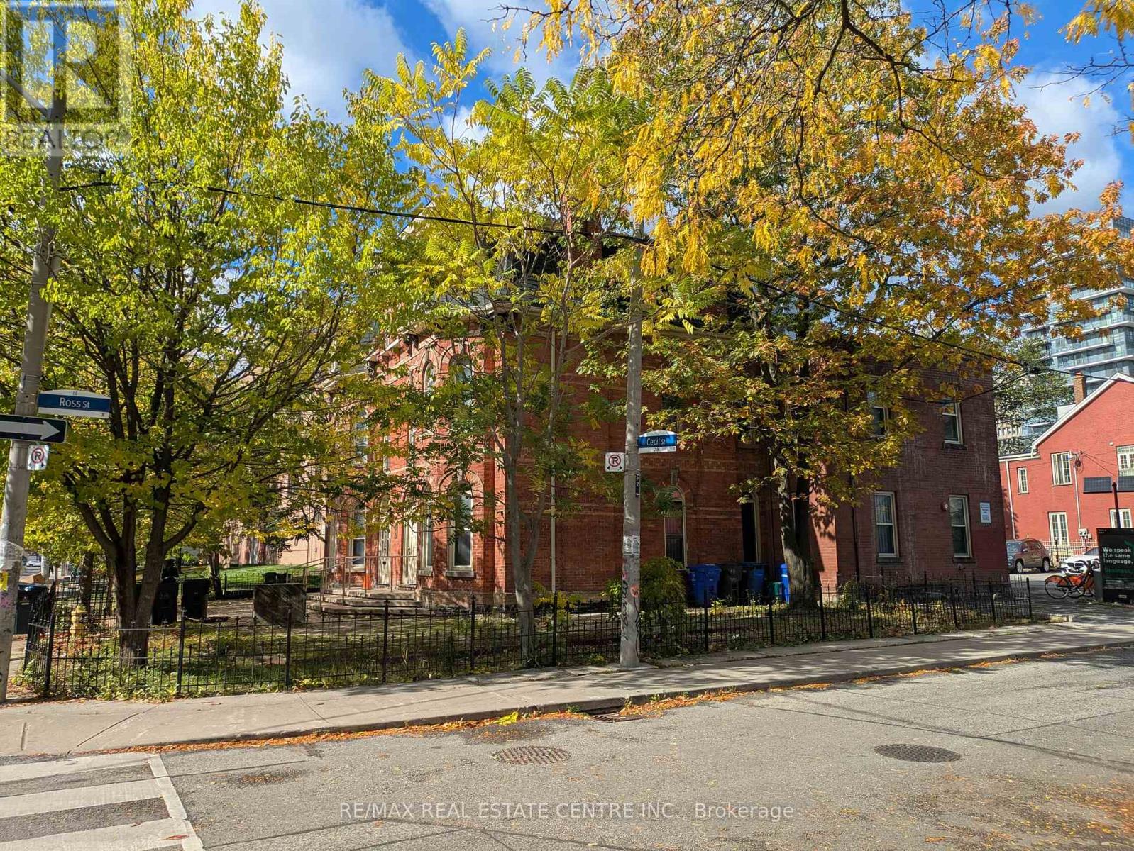 28 Cecil Street, Toronto, Ontario  M5T 1N3 - Photo 18 - C12815928