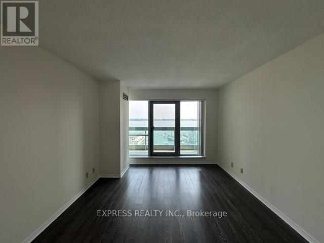 1011 - 10 Yonge Street, Toronto, Ontario  M5E 1R4 - Photo 6 - C12815948