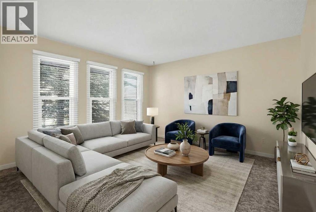 637 Whitewood Road Ne, Calgary, Alberta  T1Y 4A1 - Photo 2 - A2286203