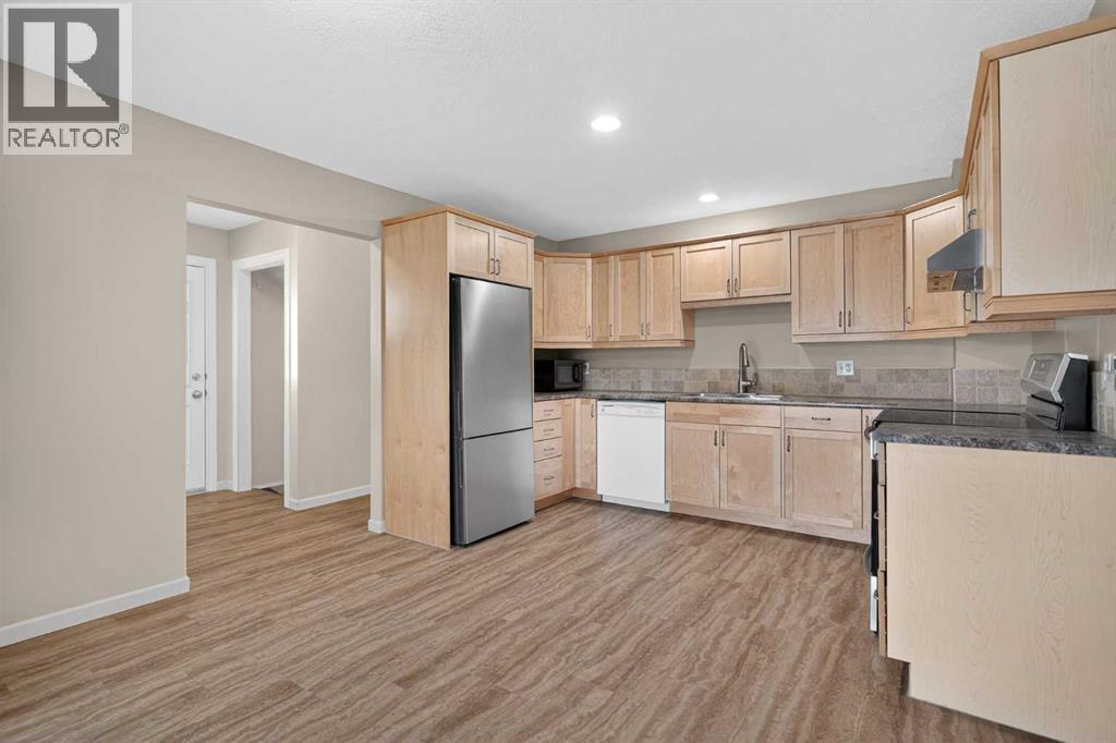 637 Whitewood Road Ne, Calgary, Alberta  T1Y 4A1 - Photo 19 - A2286203