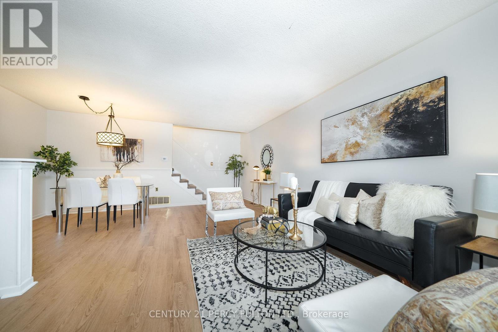 754 Edgewood Road, Pickering, Ontario  L1V 2Z8 - Photo 4 - E12815786