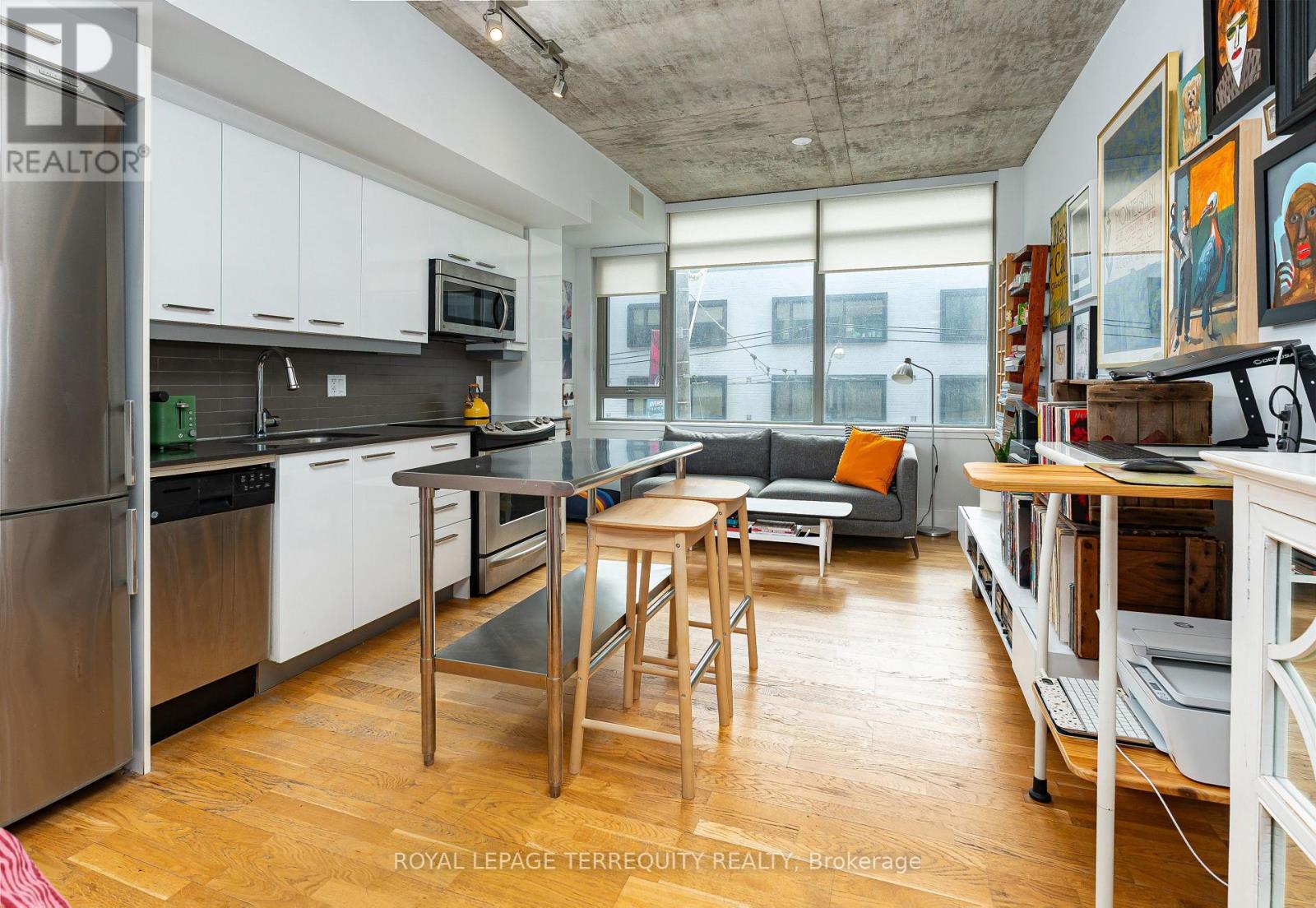 201 - 630 Queen Street E, Toronto, Ontario  M4M 1G3 - Photo 4 - E12815880