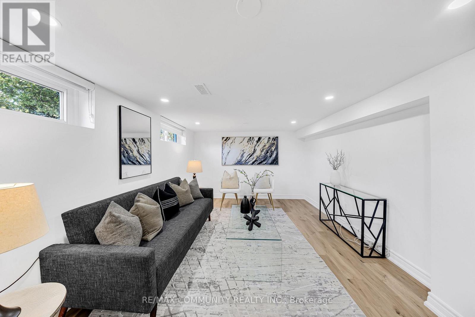 733 Lublin Avenue, Pickering, Ontario  L1W 1Z1 - Photo 15 - E12815914