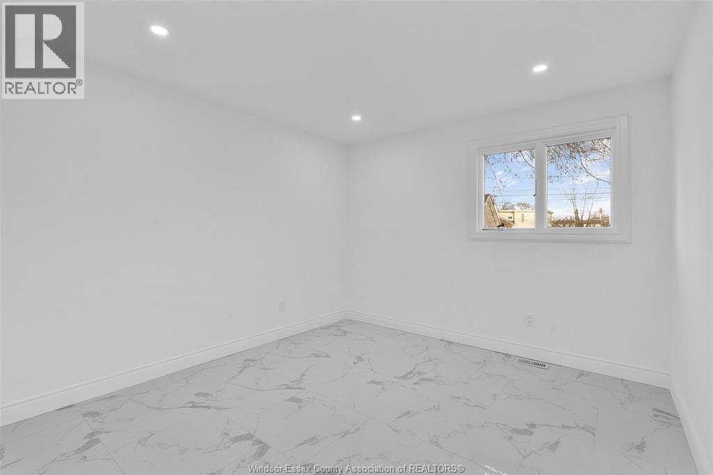 1510 Langlois, Windsor, Ontario N8X 4M2 - Photo 11 - 26003894