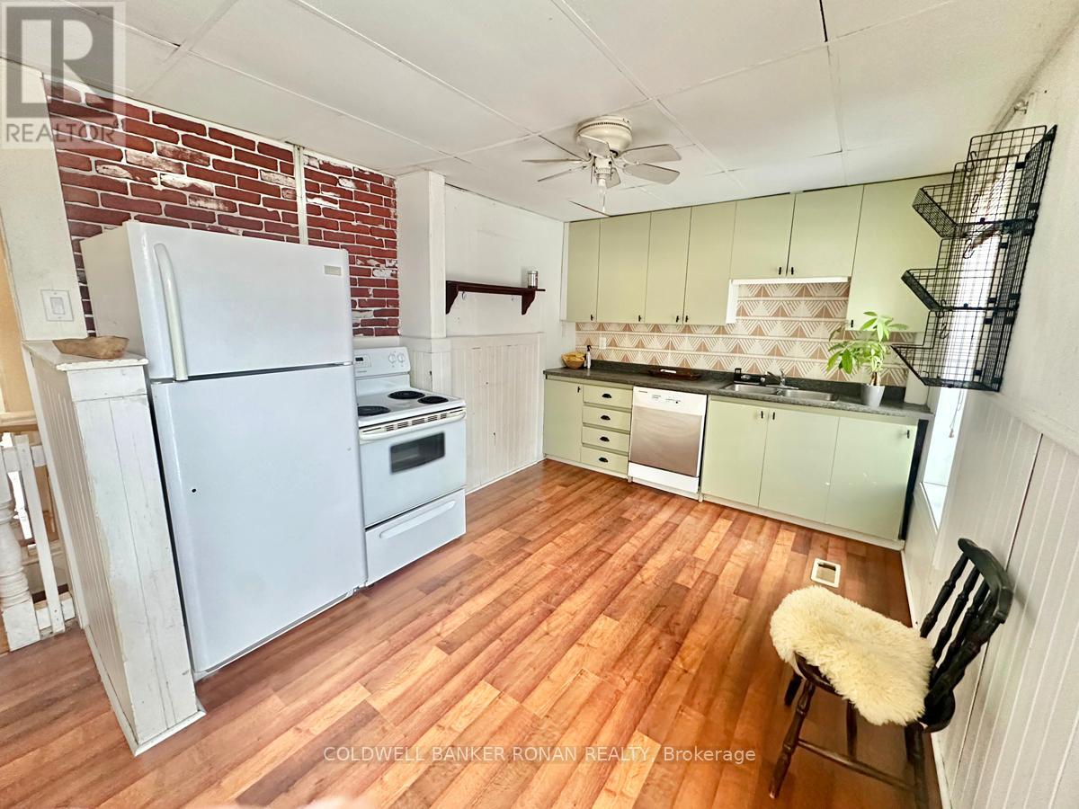 284 Main Street, King (Schomberg), Ontario  L0G 1T0 - Photo 22 - N12815768