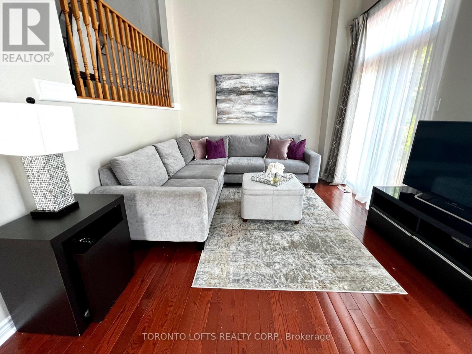 74 - 95 Weldrick Road E, Richmond Hill, Ontario  L4C 0H6 - Photo 5 - N12815862