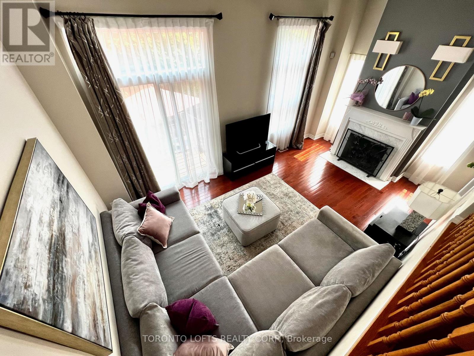 74 - 95 Weldrick Road E, Richmond Hill, Ontario  L4C 0H6 - Photo 6 - N12815862