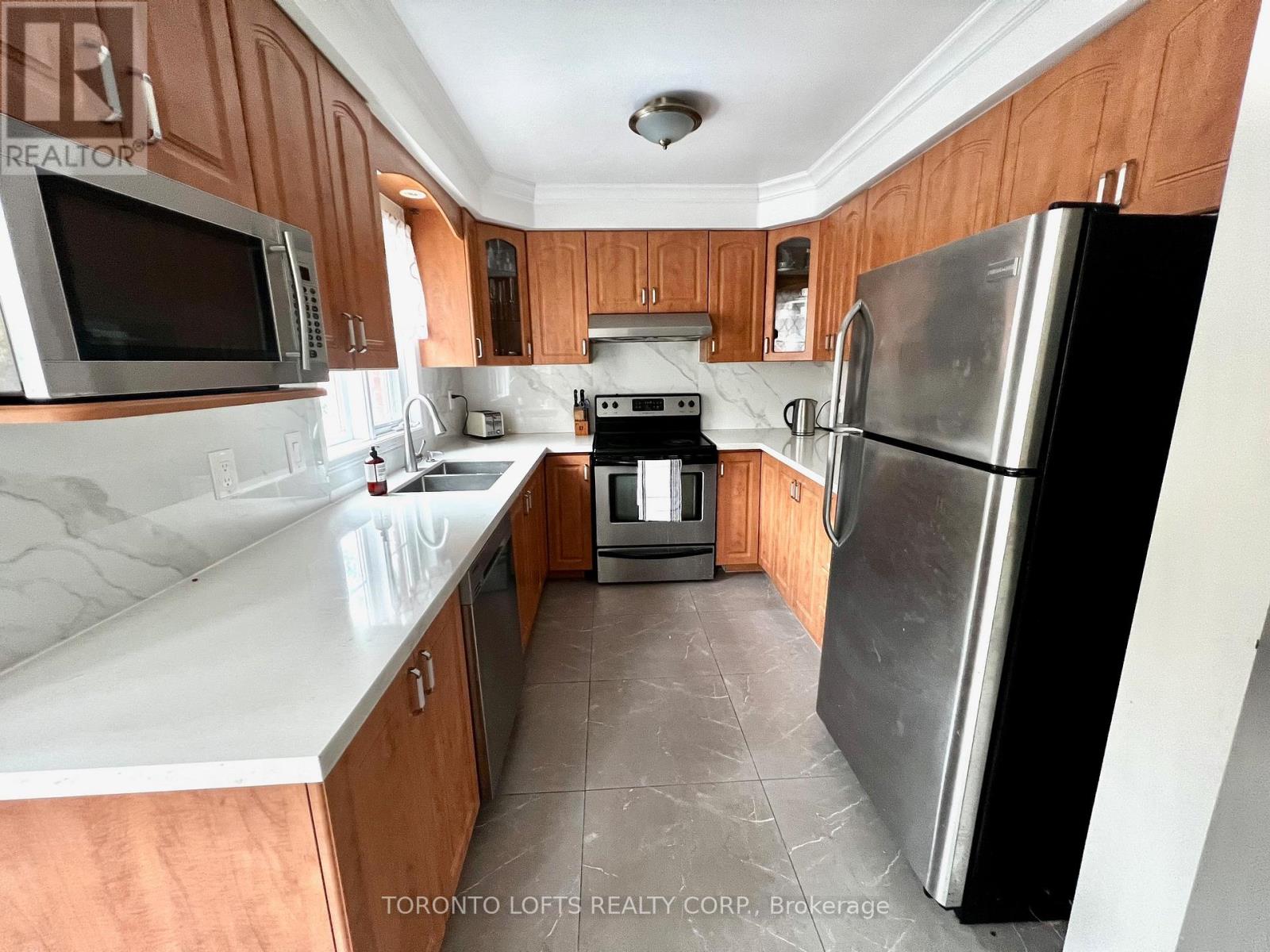 74 - 95 Weldrick Road E, Richmond Hill, Ontario  L4C 0H6 - Photo 9 - N12815862