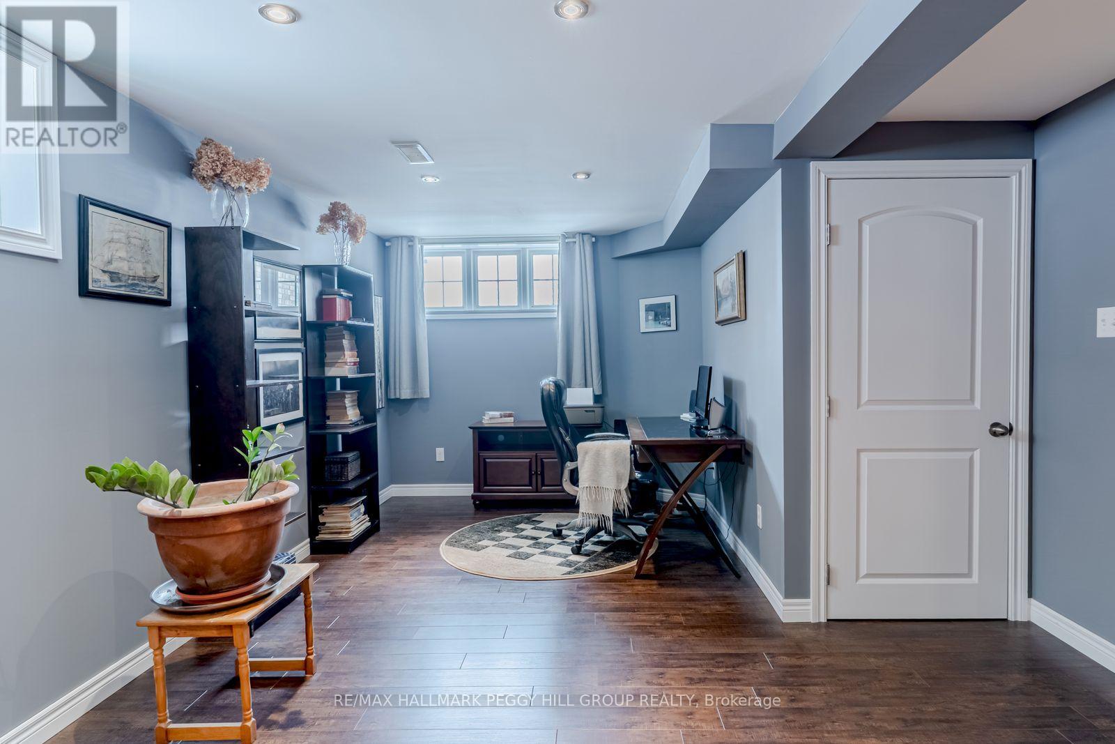 39 Mike Hart Drive, Essa, Ontario  L3W 0P6 - Photo 11 - N12815936