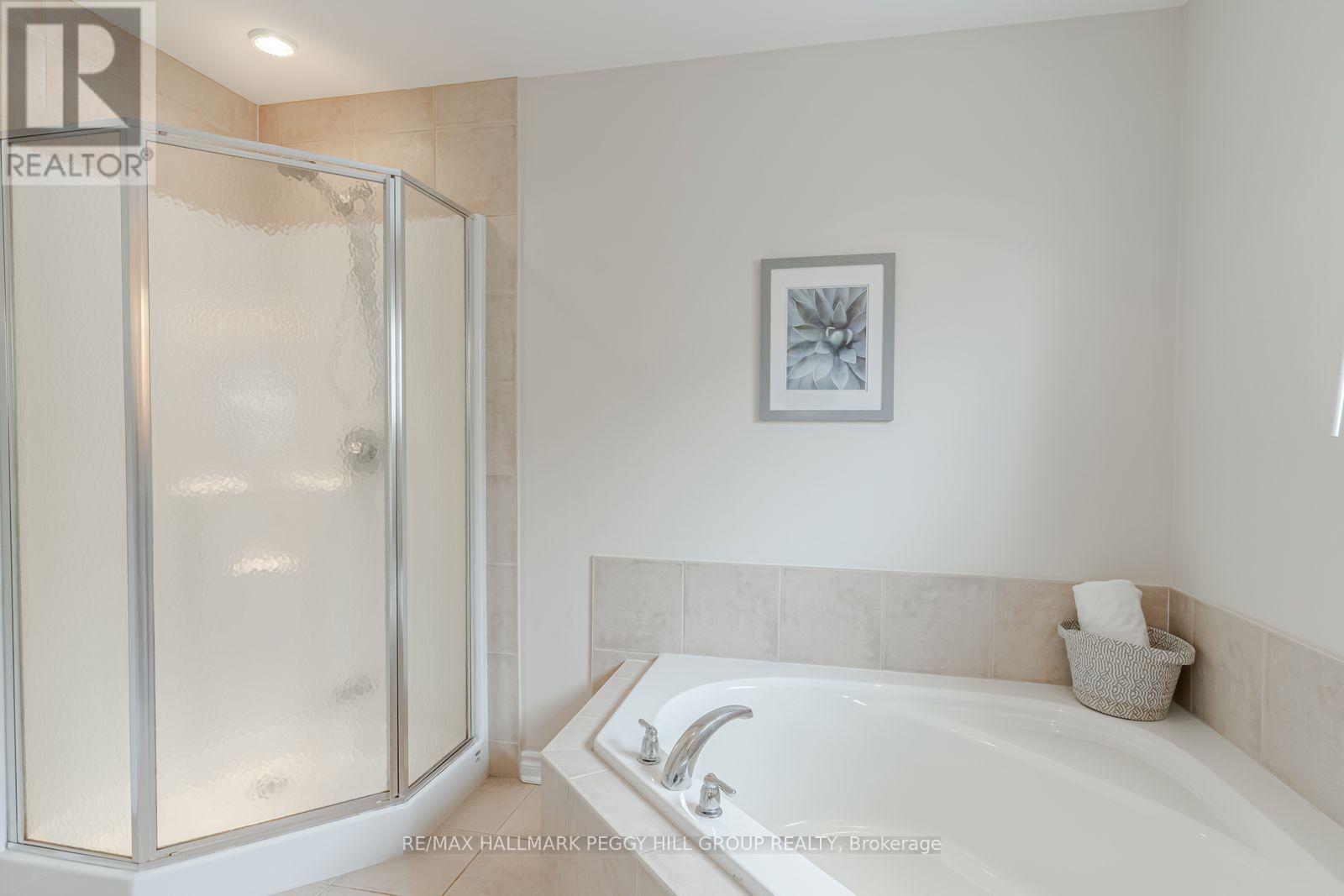 39 Mike Hart Drive, Essa, Ontario  L3W 0P6 - Photo 8 - N12815936