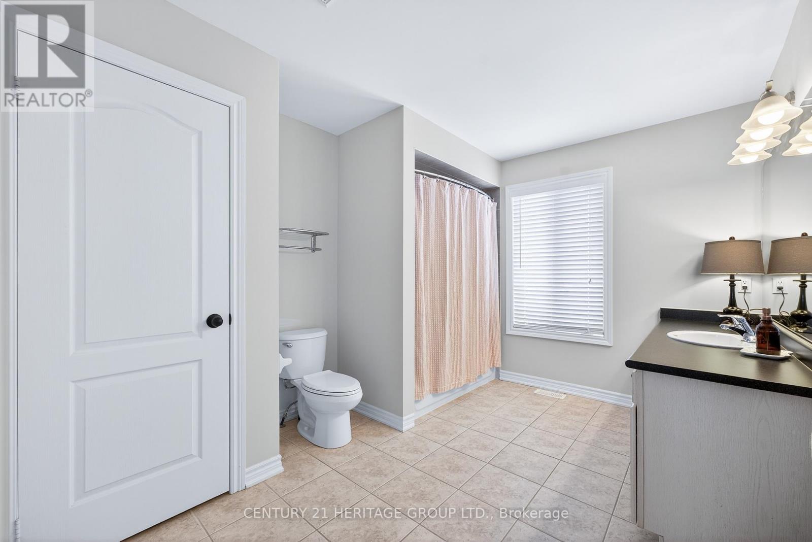 162 Metcalfe Drive, Bradford West Gwillimbury, Ontario  L3Z 0A1 - Photo 27 - N12815962