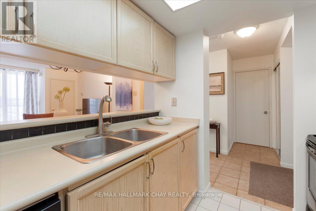 1107 - 75 Ellen Street, Barrie, Ontario L4N 7R6 - Photo 15 - S12815918