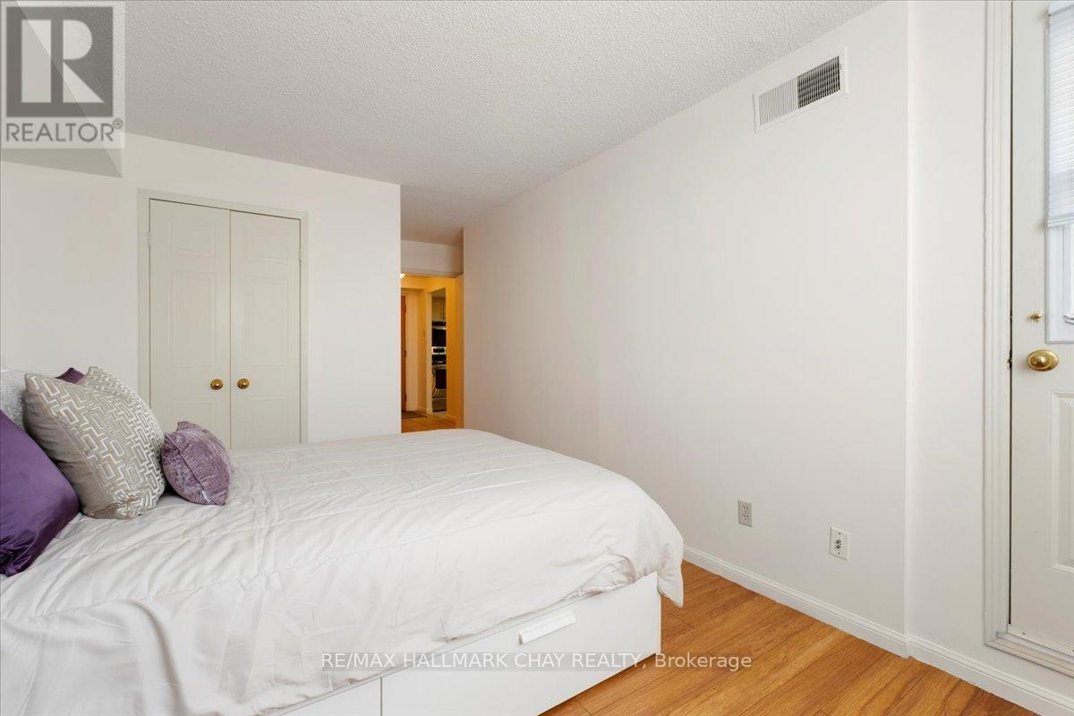 1107 - 75 Ellen Street, Barrie, Ontario L4N 7R6 - Photo 23 - S12815918