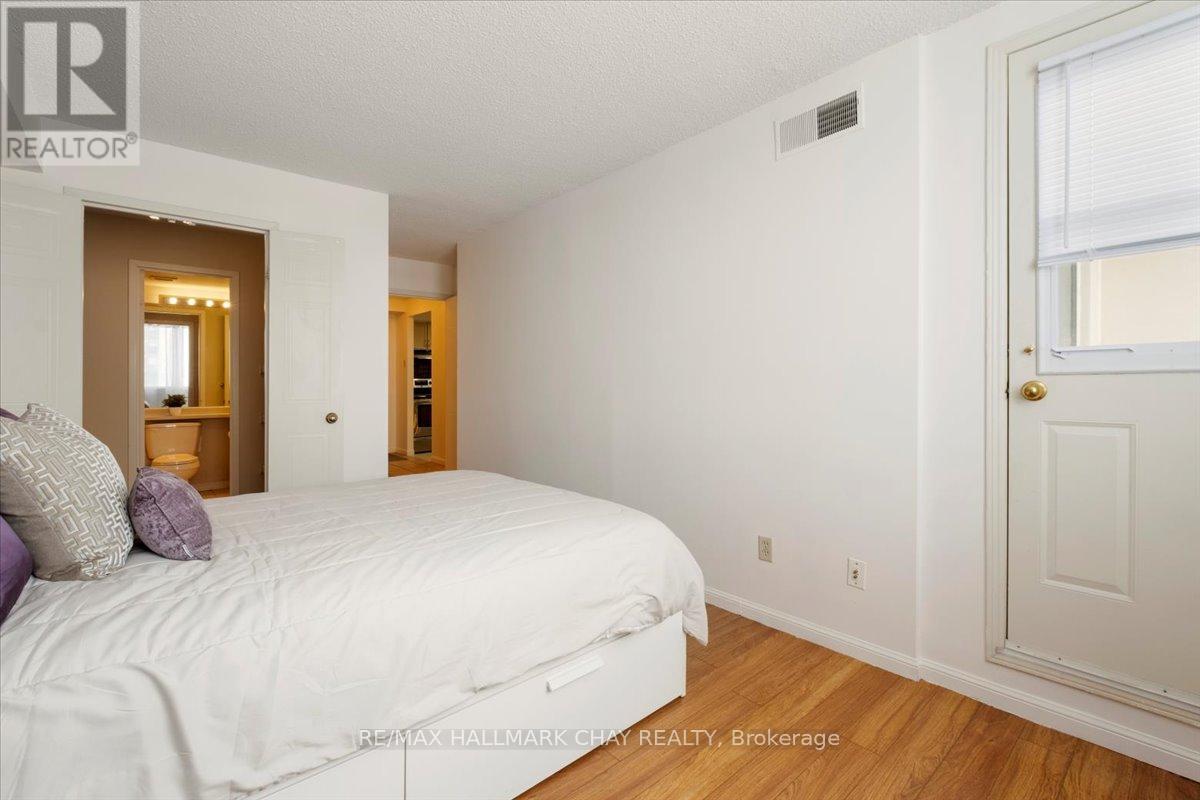 1107 - 75 Ellen Street, Barrie, Ontario L4N 7R6 - Photo 24 - S12815918