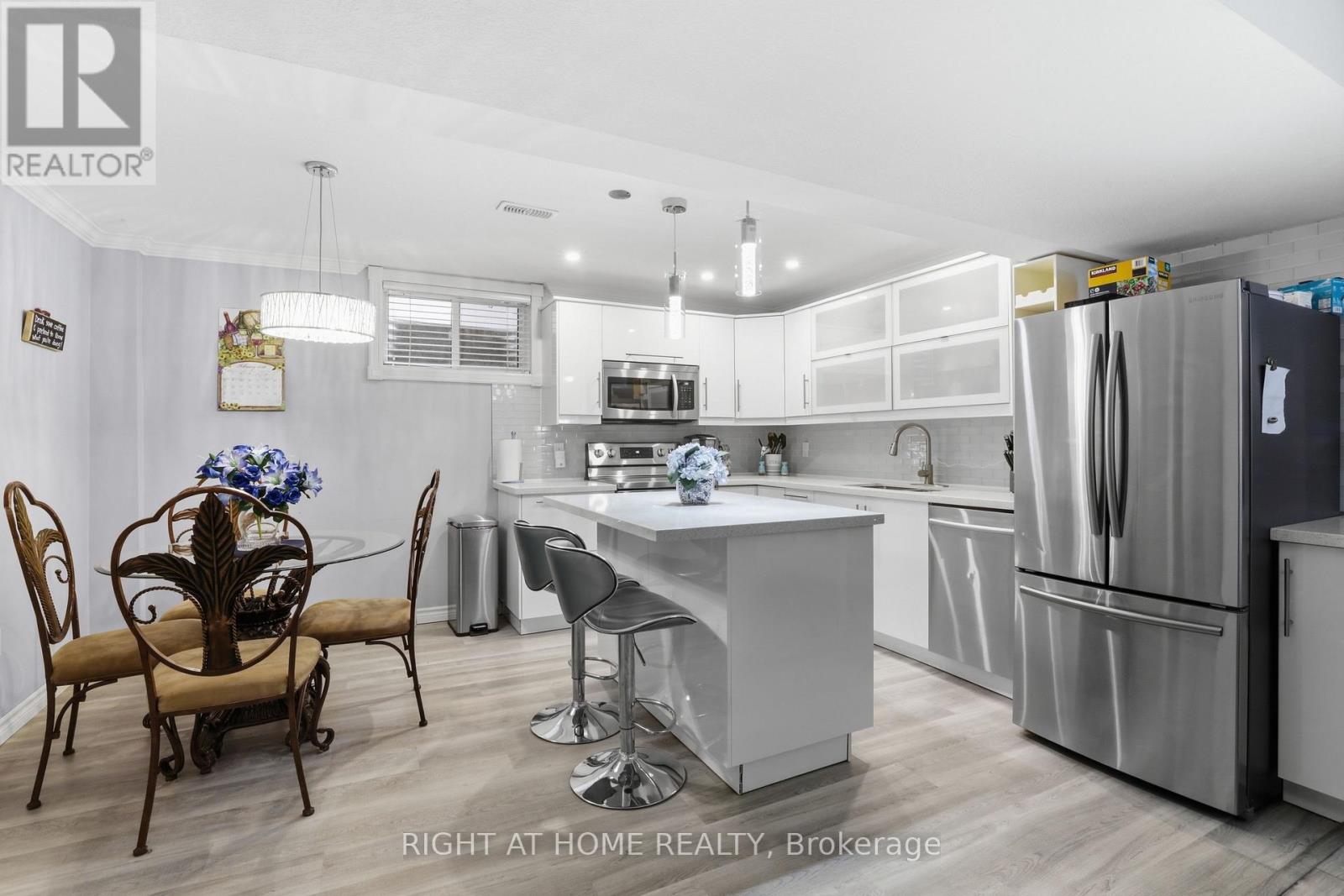 29 Chipman Avenue, Hamilton, Ontario  L9A 2S9 - Photo 15 - X12814656