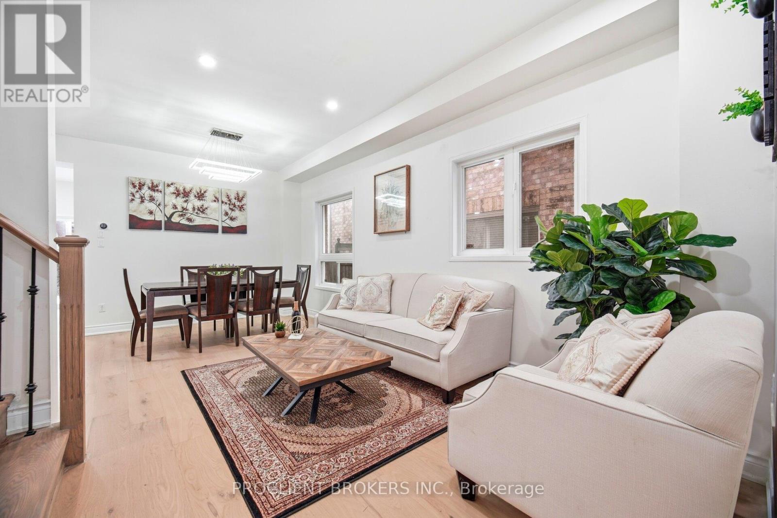 459 Pettit Trail, Milton, Ontario  L9T 6N9 - Photo 7 - W12815772