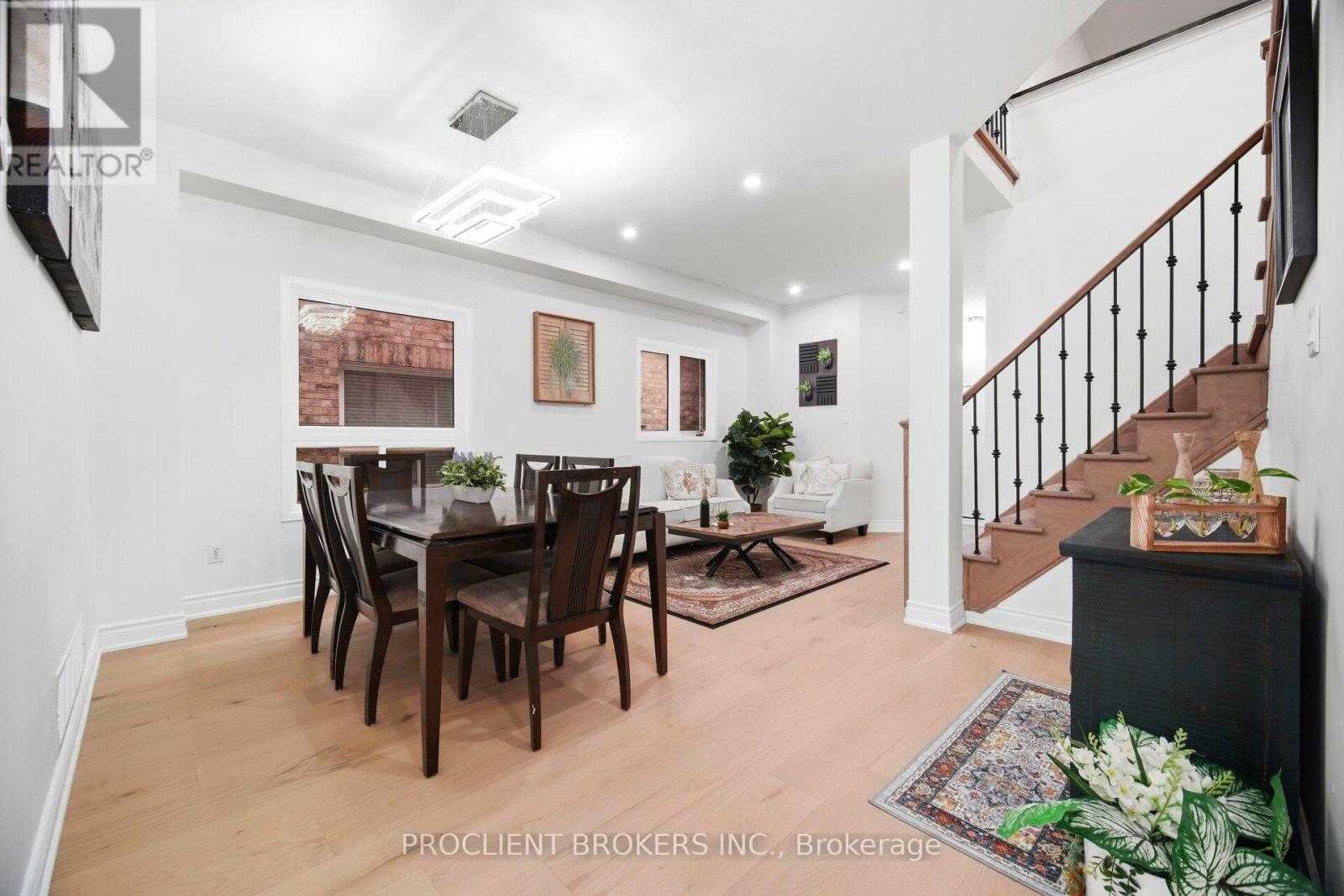 459 Pettit Trail, Milton, Ontario  L9T 6N9 - Photo 9 - W12815772