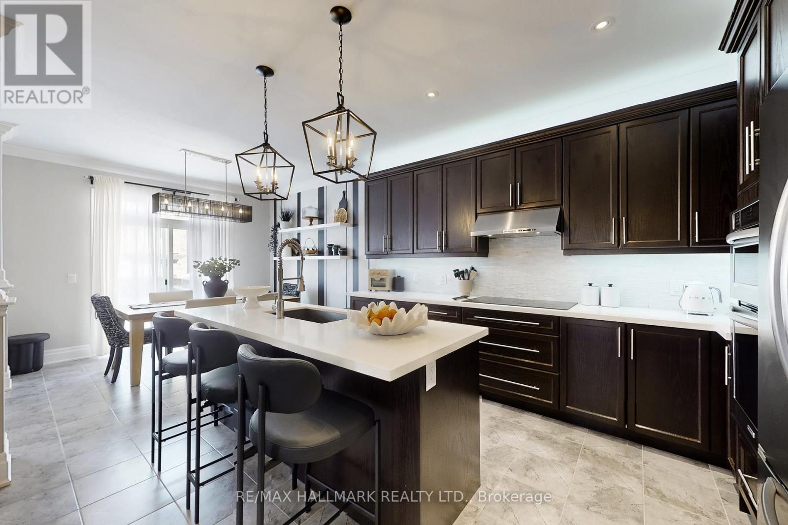 52 Mcechearn Crescent, Caledon, Ontario  L7C 3Y2 - Photo 8 - W12815800