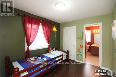 16 Unionville Crescent, Brampton, Ontario  L6P 2Z4 - Photo 7 - W12815818