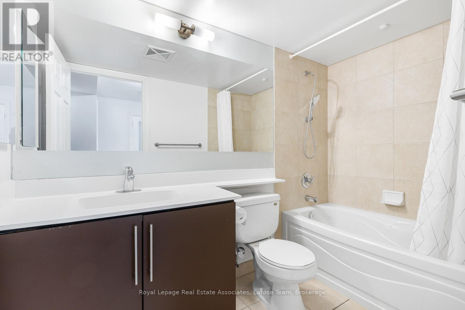 2513 - 310 Burnhamthorpe Road W, Mississauga, Ontario  L5B 4P9 - Photo 20 - W12815842