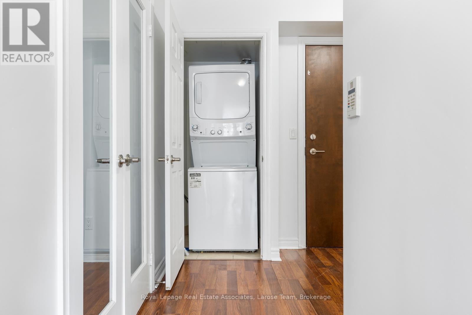 2513 - 310 Burnhamthorpe Road W, Mississauga, Ontario  L5B 4P9 - Photo 21 - W12815842